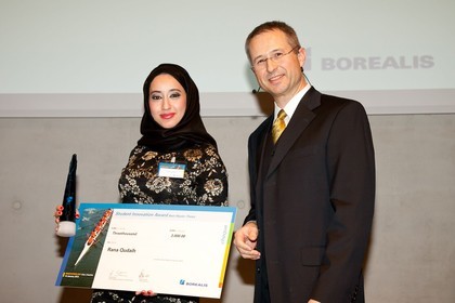 Rana Qudaih, winner of the master thesis award, and Alfred Stern, Borealis Senior Vice President Innovation & Technology