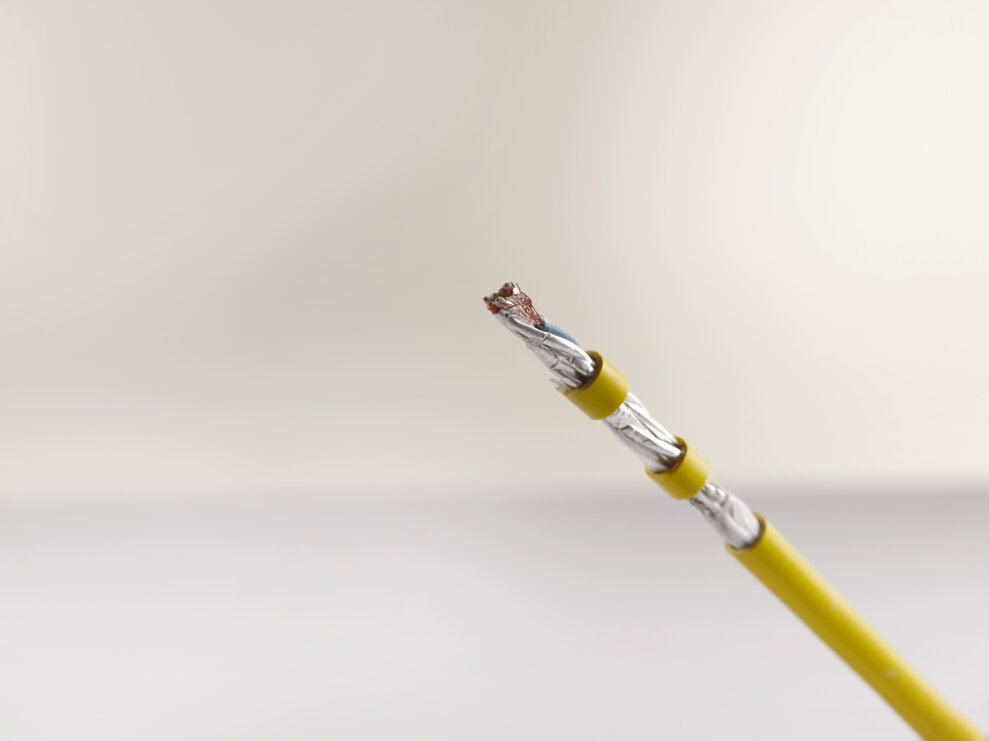 Cable Communication LE8706 HE4873 HE3366 Fullsize 002 2014 Original c Borealis