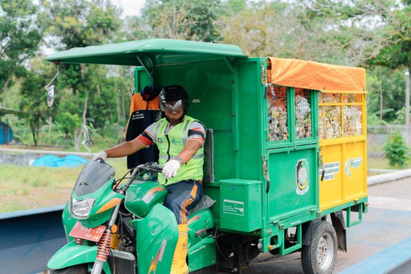 Project STOP Expands Impact on Plastic Waste in 2024, Providing Waste Management Access to Over Half a Million People in Indonesia