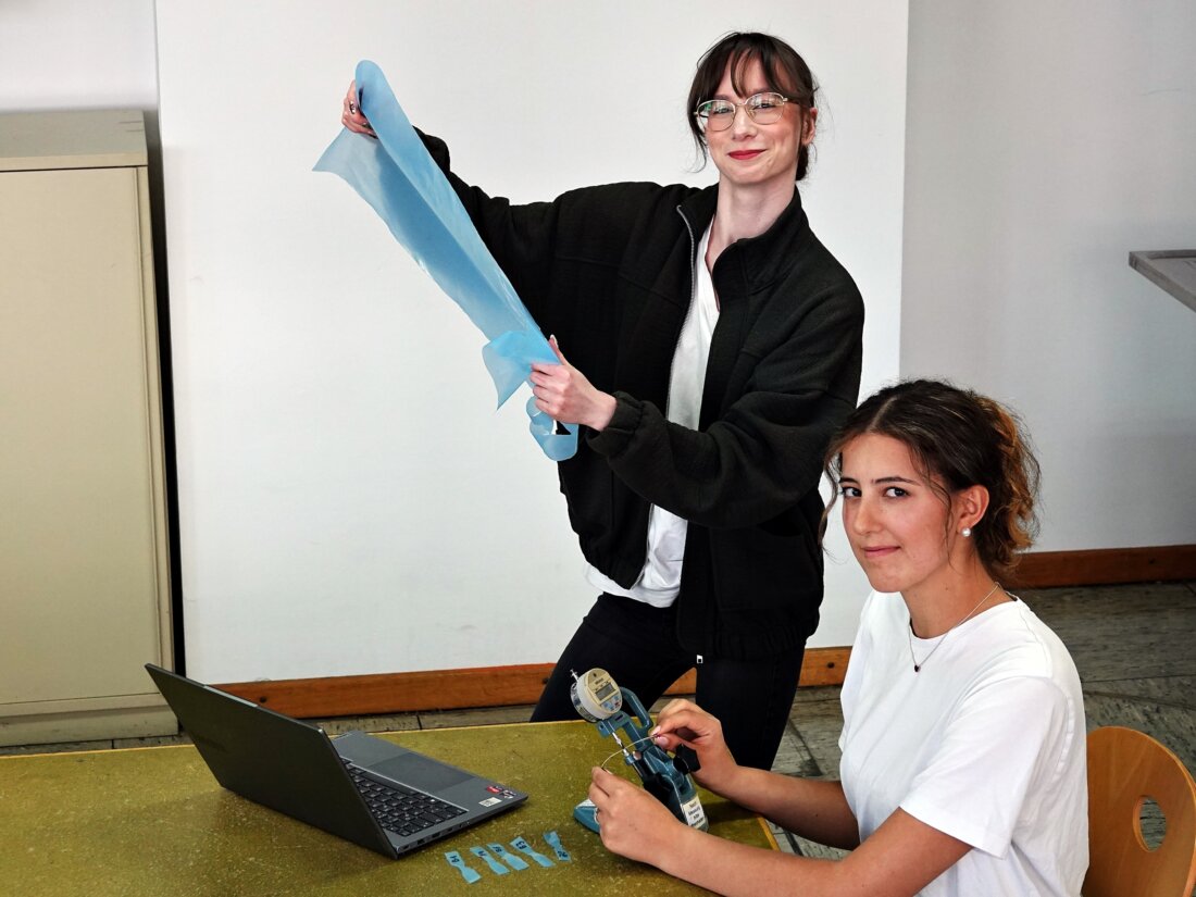 Foto: Optische Beurteilung der Recyclingfolien